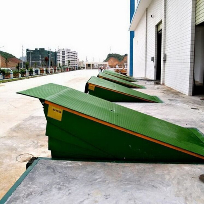 上海登車橋廠家定制