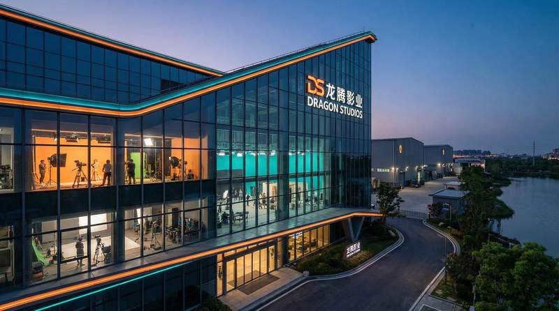 自拍偷拍混动汽车技术视频解析